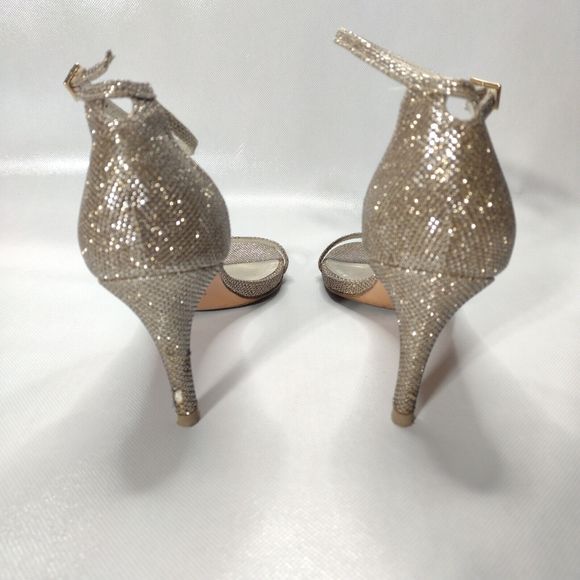 Stuart Weitzman Silver Heels - Picture 4 of 10